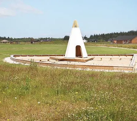 Three-bedroom Holiday In 34 * Brovst