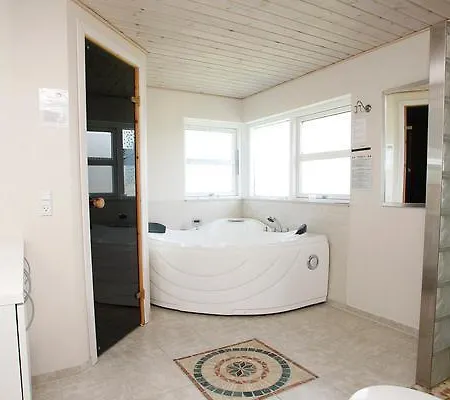 Three-bedroom Holiday In 34 Сasa de vacaciones Brovst